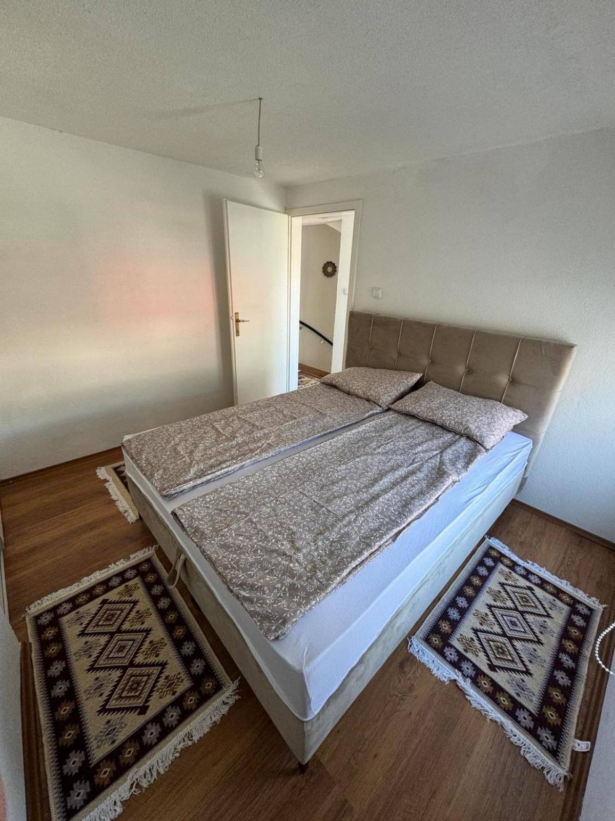 Apartman Nar โมสตาร์ ภายนอก รูปภาพ