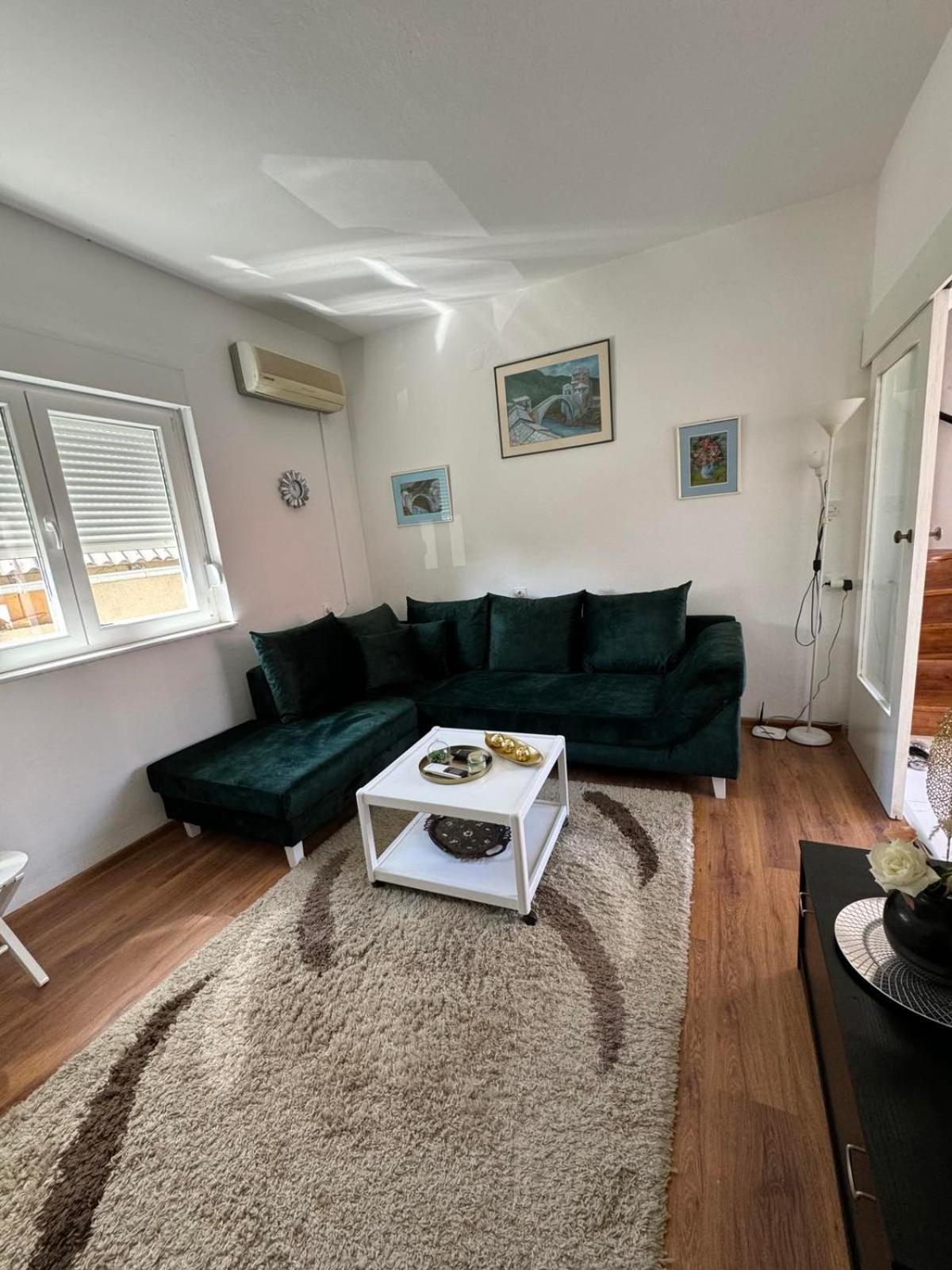 Apartman Nar โมสตาร์ ภายนอก รูปภาพ